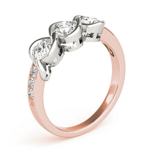 Load image into Gallery viewer, Round Engagement Ring M82757-1/2
