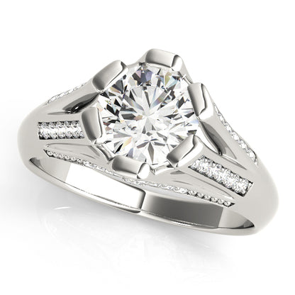 Round Engagement Ring M82780