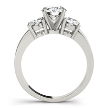 Load image into Gallery viewer, Engagement Ring M82846-1/3
