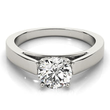Load image into Gallery viewer, Engagement Ring M82861-A

