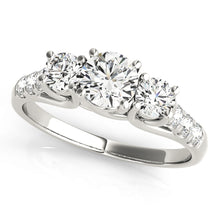 Load image into Gallery viewer, Round Engagement Ring M82876-2
