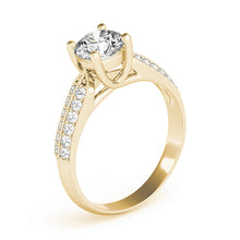 Load image into Gallery viewer, Round Engagement Ring M82890-A
