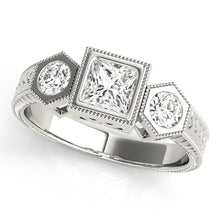 Load image into Gallery viewer, Square Engagement Ring M82922-1
