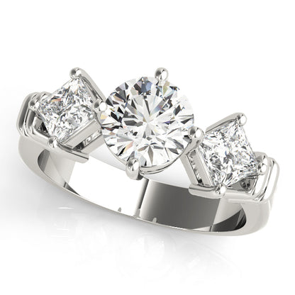 Round Engagement Ring M82939