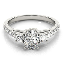 Load image into Gallery viewer, Oval Engagement Ring M82941
