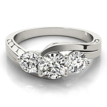 Load image into Gallery viewer, Round Engagement Ring M82951-3/4
