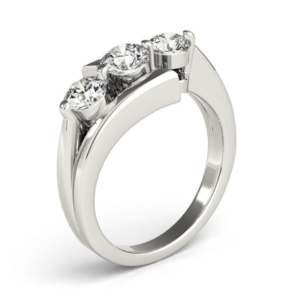 Round Engagement Ring M82956-1
