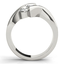 Load image into Gallery viewer, Round Engagement Ring M82957-1
