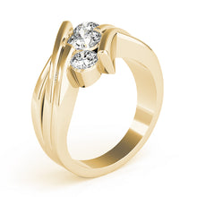 Load image into Gallery viewer, Round Engagement Ring M82957-11/2
