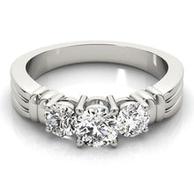 Load image into Gallery viewer, Round Engagement Ring M83283-1
