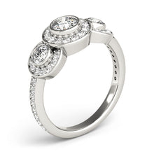 Load image into Gallery viewer, Round Engagement Ring M83341-A
