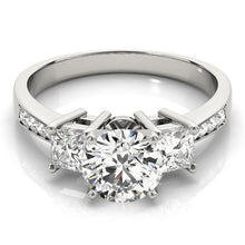 Load image into Gallery viewer, Engagement Ring M83368-4
