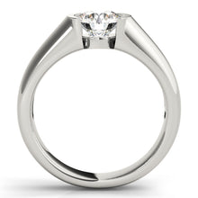 Load image into Gallery viewer, Round Engagement Ring M83525-1
