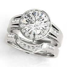 Load image into Gallery viewer, Round Engagement Ring M83556

