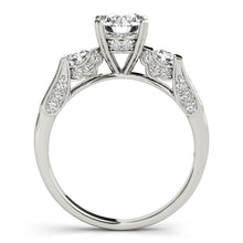 Load image into Gallery viewer, Round Engagement Ring M83585
