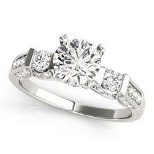 Load image into Gallery viewer, Round Engagement Ring M83585
