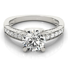 Load image into Gallery viewer, Round Engagement Ring M83646
