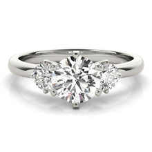 Load image into Gallery viewer, Round Engagement Ring M83707-1/2
