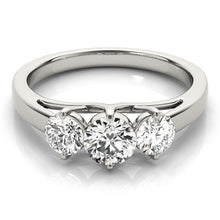 Load image into Gallery viewer, Round Engagement Ring M83821-2
