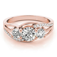 Load image into Gallery viewer, Round Engagement Ring M83825-11/2
