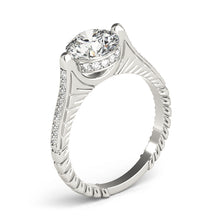 Load image into Gallery viewer, Round Engagement Ring M83868-1
