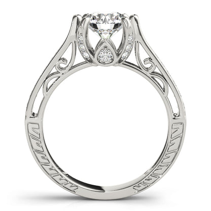 Round Engagement Ring M83895