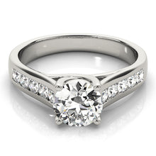 Load image into Gallery viewer, Round Engagement Ring M84036-1
