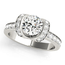 Load image into Gallery viewer, Round Engagement Ring M84041-1/2
