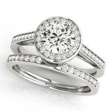 Load image into Gallery viewer, Round Engagement Ring M84045-1
