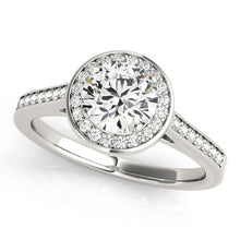 Load image into Gallery viewer, Round Engagement Ring M84045-1/2

