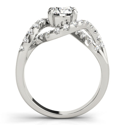Round Engagement Ring M84182