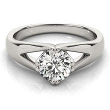 Load image into Gallery viewer, Round Engagement Ring M84388-C
