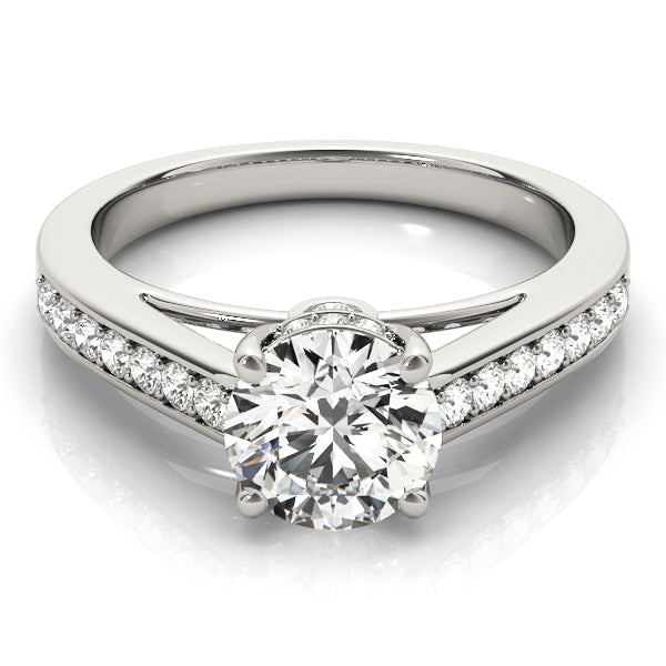 Round Engagement Ring M84455