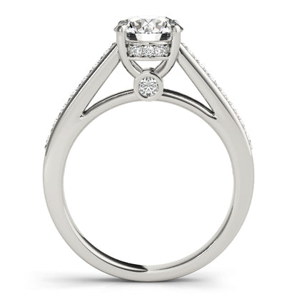 Round Engagement Ring M84455