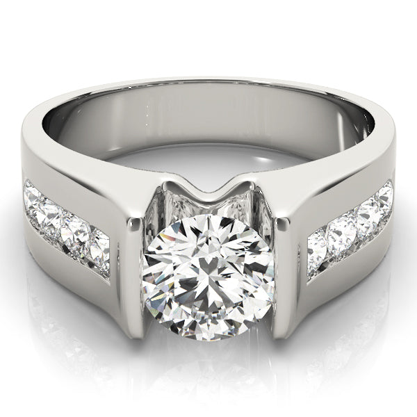 Round Engagement Ring M84556