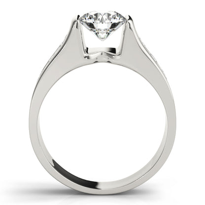 Round Engagement Ring M84556