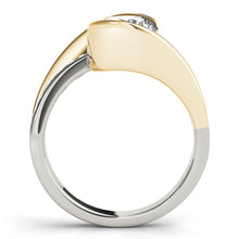 Load image into Gallery viewer, Round Engagement Ring M84580-1
