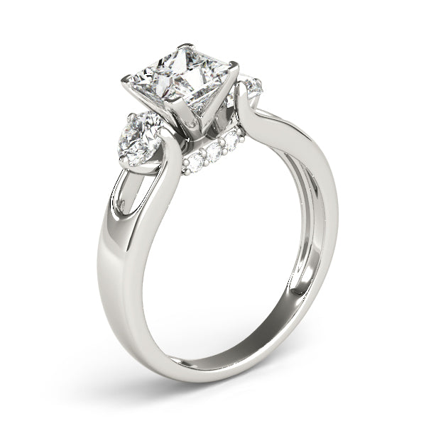 Engagement Ring M84597