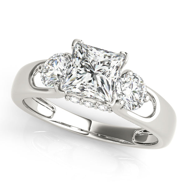 Engagement Ring M84597