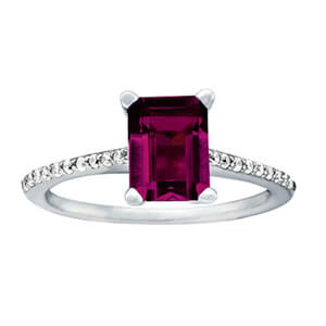 Emerald Cut Engagement Ring M84624