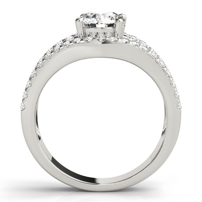 Round Engagement Ring M84627