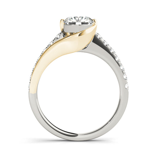 Round Engagement Ring M84669