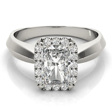 Load image into Gallery viewer, Emerald Cut Engagement Ring M84733-8X6
