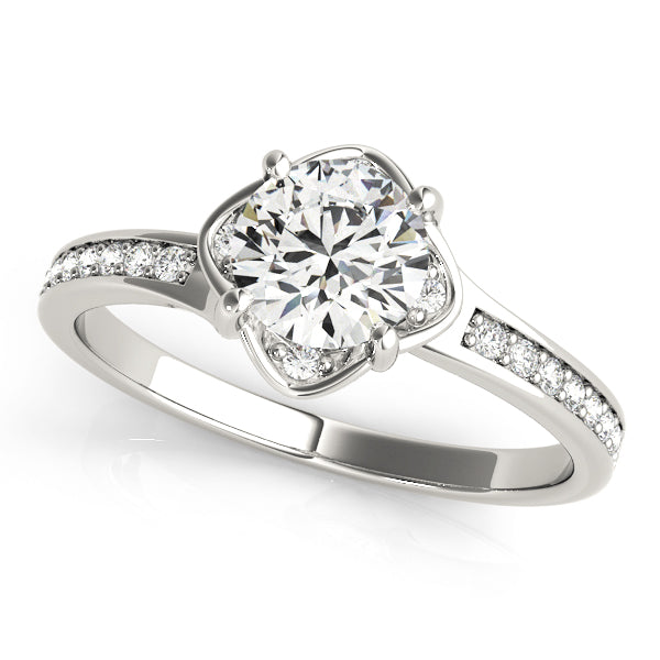 Round Engagement Ring M84827