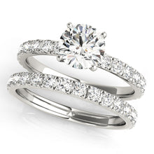 Load image into Gallery viewer, Round Engagement Ring M84842-1
