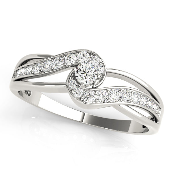 Round Engagement Ring M84883