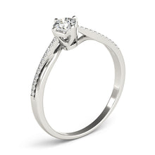 Load image into Gallery viewer, Round Engagement Ring M84888
