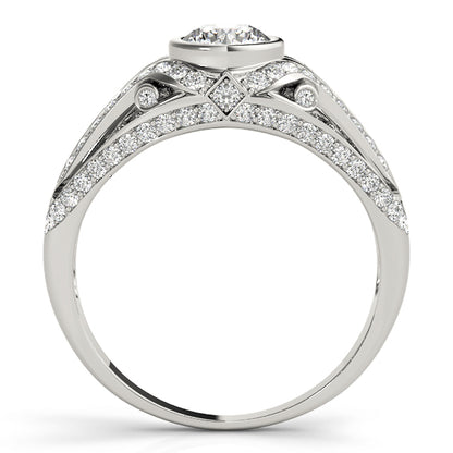 Round Engagement Ring M84892